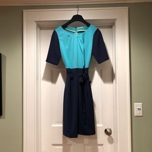 Tahari dress. navy/teal color block.size 4